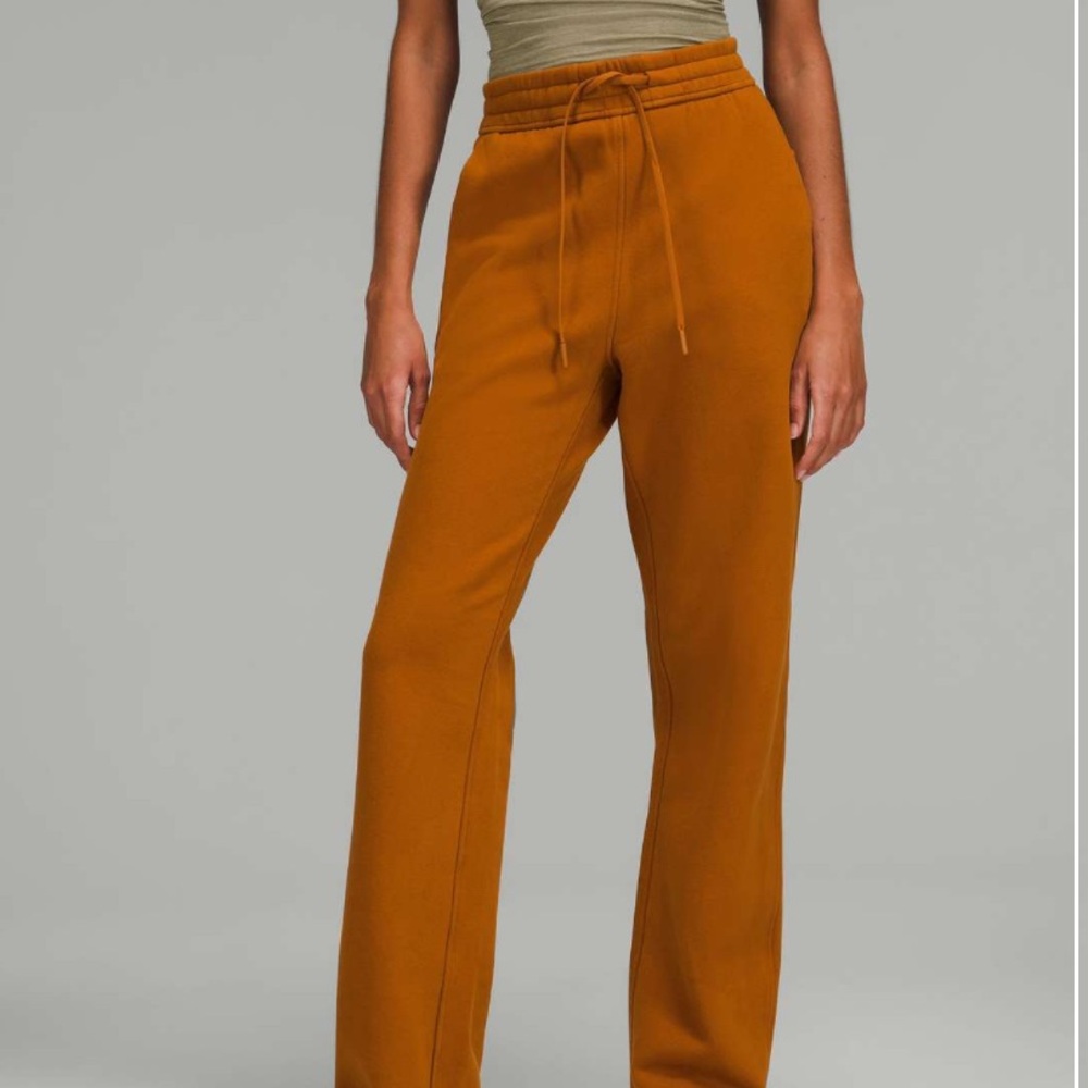 Lululemon Loungeful Straight Leg Sweatpants